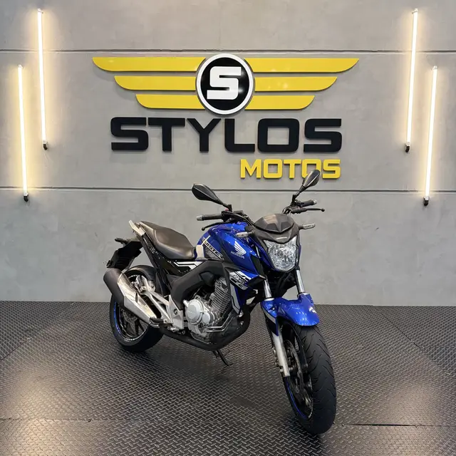 Carro Honda CB 250F Twister 2021 (ABS)