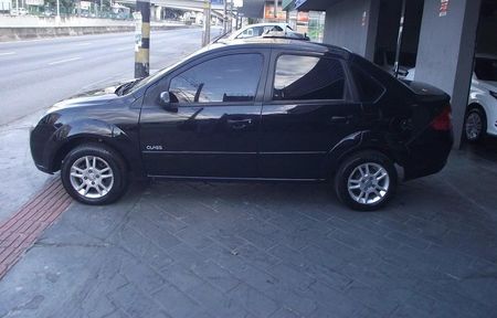 Fiesta Sedan 1.6 (Flex)