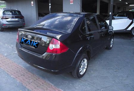 Fiesta Sedan 1.6 (Flex)