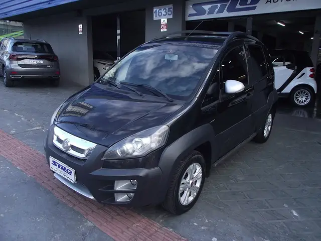 Carro Fiat Idea 2011 Adventure 1.8 16V E.TorQ Dualogic (Flex)