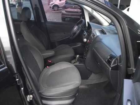 Idea Adventure 1.8 16V E.TorQ Dualogic (Flex)