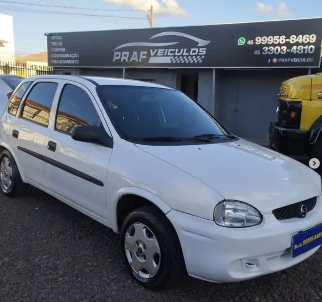 Carro Chevrolet Corsa Sedan 2002 Wind Milenium 1.0 MPFi