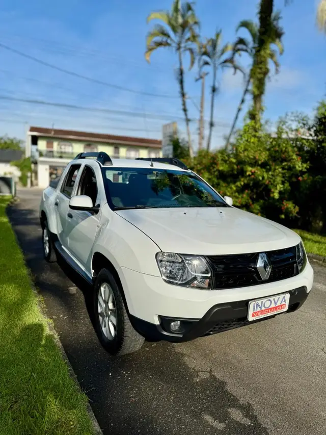 Carro Renault Duster Oroch 2017 1.6 16V SCe Express (Flex)