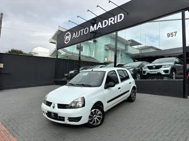 Carro Renault Clio 2012 1.0 16V (flex) 4p