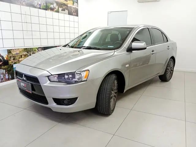 Carro Mitsubishi Lancer 2018 2.0 16V HL-T CVT