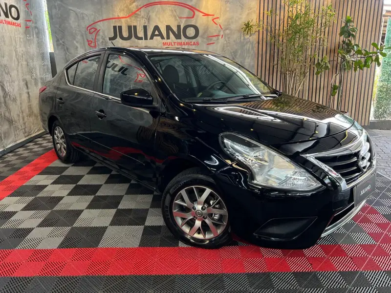 Nissan Versa 1.6 16V SL (Flex)