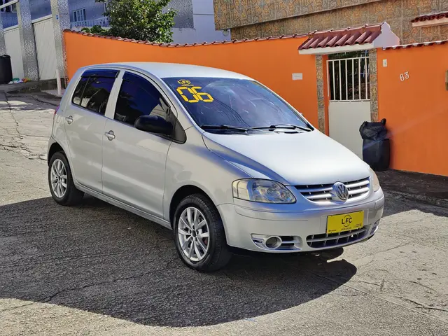 Carro Volkswagen Fox 2006 Plus 1.6 8V (Flex)