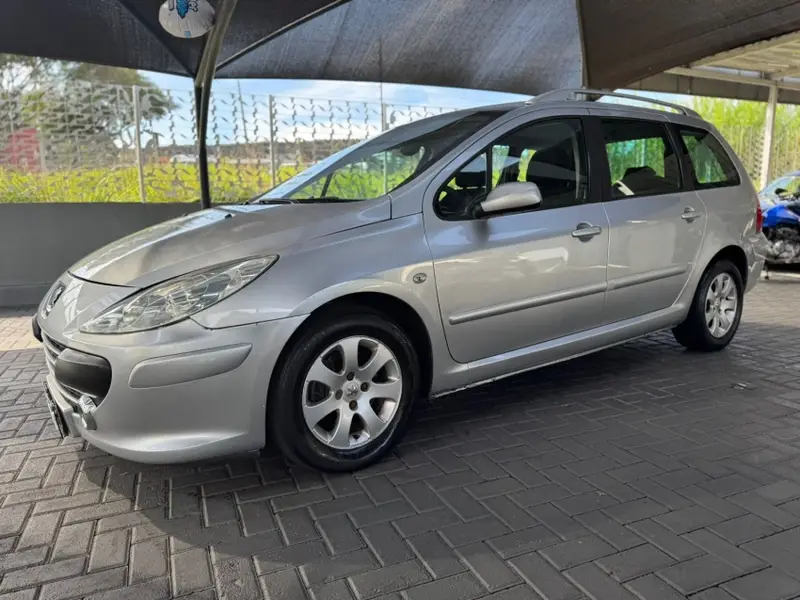 Peugeot 307 SW Feline 2.0 16V (aut)