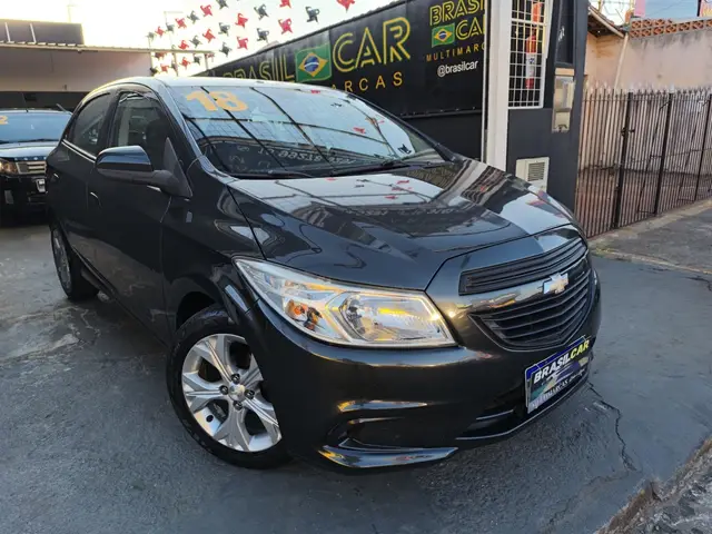 Carro Chevrolet Onix 2018 1.0 Joy SPE/4
