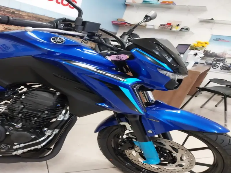 Yamaha Fazer FZ25 Connected