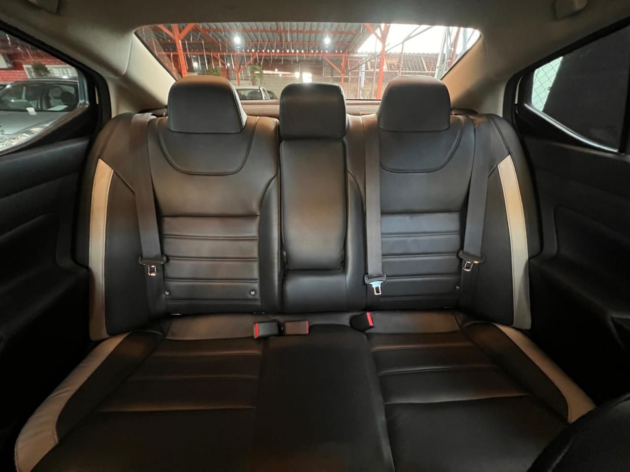 Nissan Versa