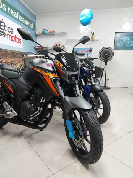 Carro Yamaha Fazer FZ15 2025 ABS Connected