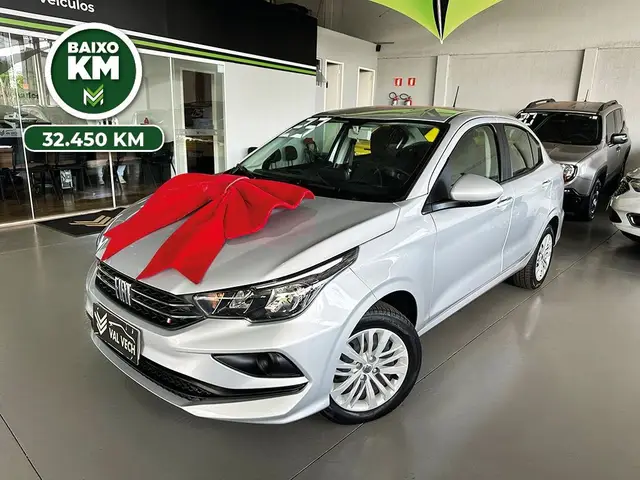Carro Fiat Cronos 2023 Drive 1.3 (Flex) MT