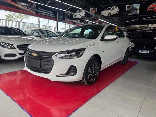Carro Chevrolet Onix Plus 2025 LT 1.0