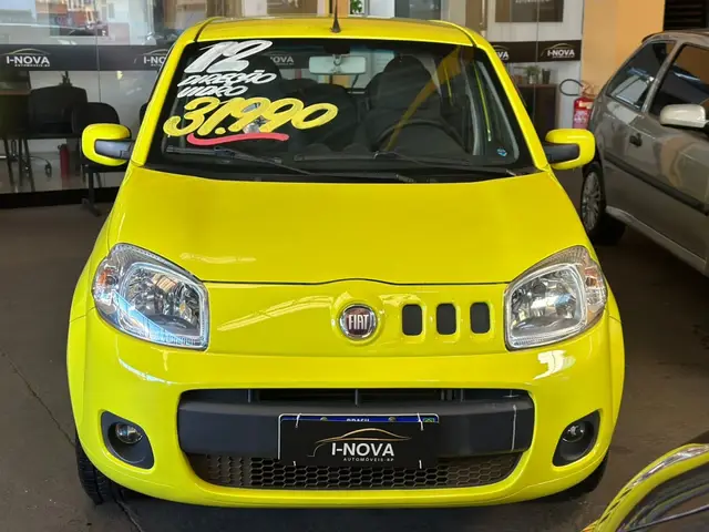 Carro Fiat Uno 2012 Vivace 1.0 8V (Flex) 4p