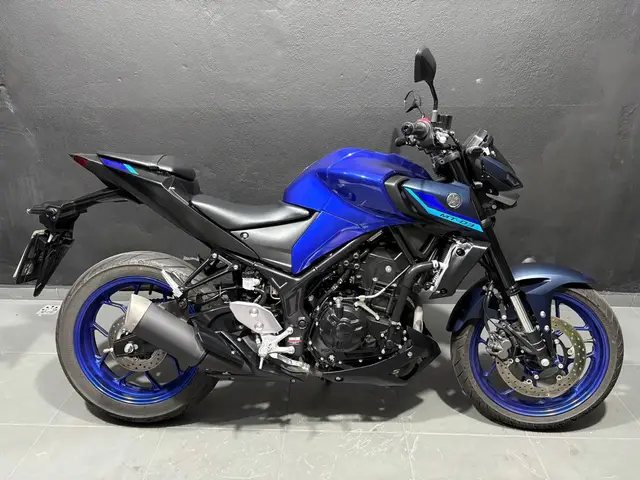 Carro Yamaha MT-03 2025 ABS