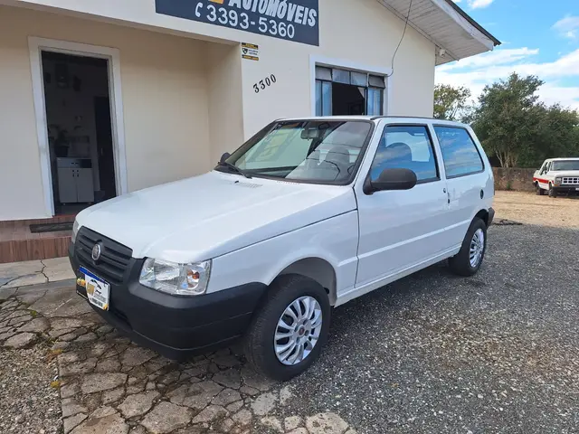 Carro Fiat Uno Mille 2013 Fire Economy 1.0 (Flex) 2p