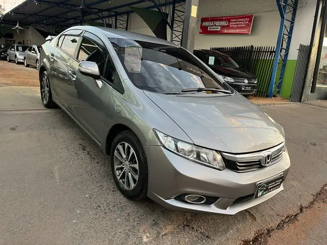 Carro Honda Civic 2012 New  LXL SE 1.8 i-VTEC (Flex)