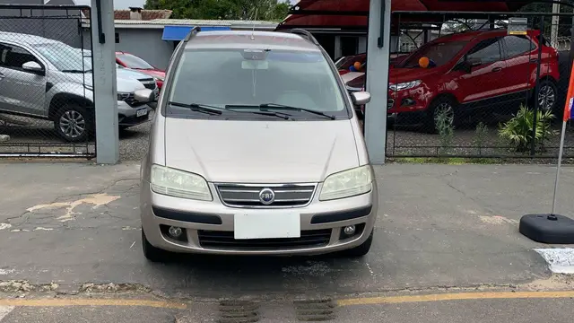 Carro Fiat Idea 2008 ELX 1.4 (Flex)