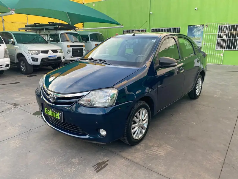 Toyota Etios Sedan XLS 1.5 (Flex)