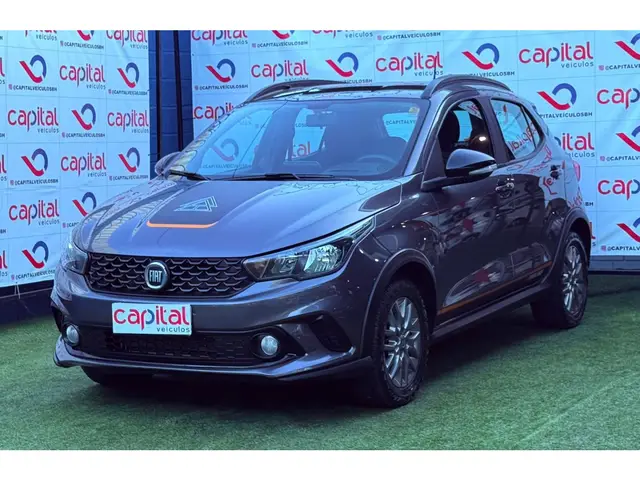 Carro Fiat Argo 2020 1.3 Trekking (Flex)