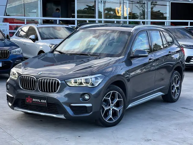 Carro BMW X1 2017 2.0 sDrive20i X-Line ActiveFlex