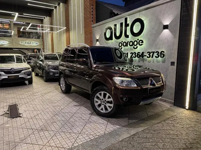 Carro Mitsubishi Pajero TR4 2015 2.0 16V 4X4 (Flex) (Aut)