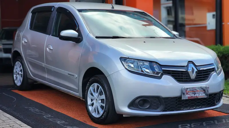 Renault Sandero Expression 1.0 16V (Flex)