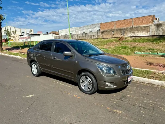 Carro Chevrolet Cobalt 2013 LTZ 1.8 8V (Flex)