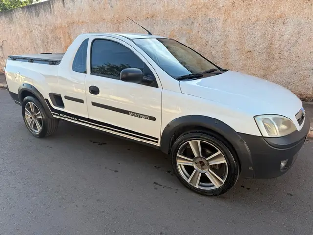 Carro Chevrolet Montana 2010 Conquest 1.4 (Flex)