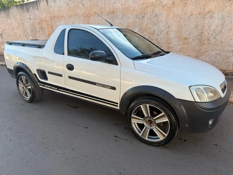 Chevrolet Montana Conquest 1.4 (Flex)