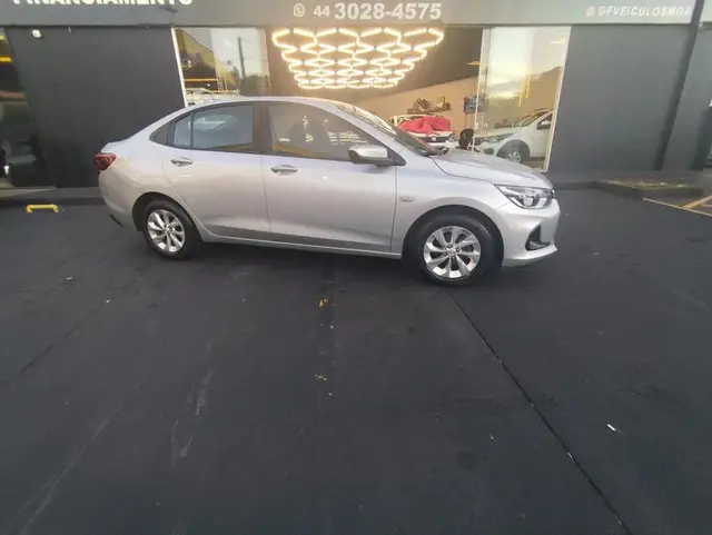 Carro Chevrolet Onix Plus 2020 1.0 LTZ Turbo Flex (Aut)