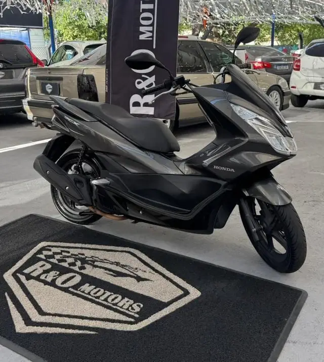 Moto Honda PCX 150 2016 DLX