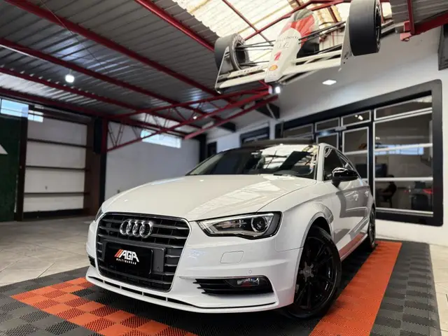 Carro Audi A3 2016 1.8 TFSI Ambition S Tronic