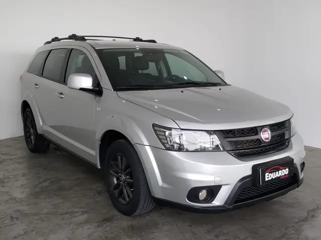 Carro Fiat Freemont 2014 2.4 16V Precision (Aut)