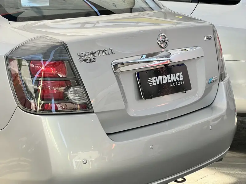 Nissan Sentra S 2.0/ 2.0 Flex Fuel 16V Mec.