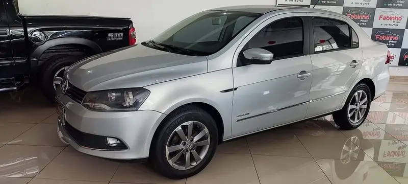 Volkswagen Voyage 1.6 VHT Highline (Flex)