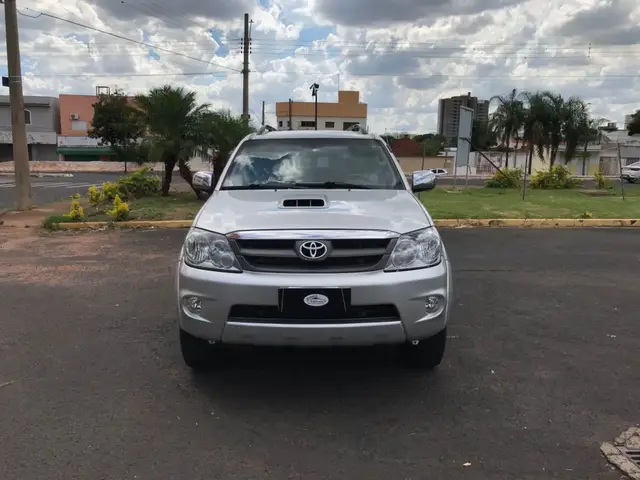 Carro Toyota Hilux SW4 2008 SRV 4x4 3.0 Turbo  (aut)