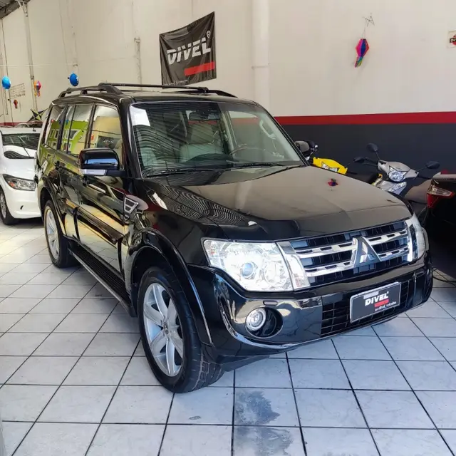 Carro Mitsubishi Pajero Full 2014 3.2 DI-D 3D HPE 4WD