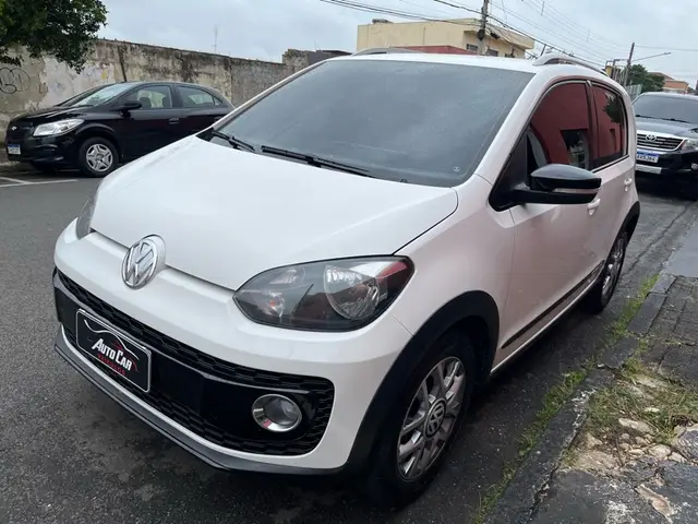 Carro Volkswagen Up! 2017 1.0 12v TSI E-Flex Cross