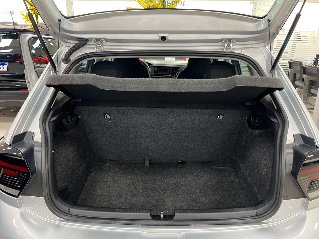 Polo Track 1.0 Flex 12V 5p