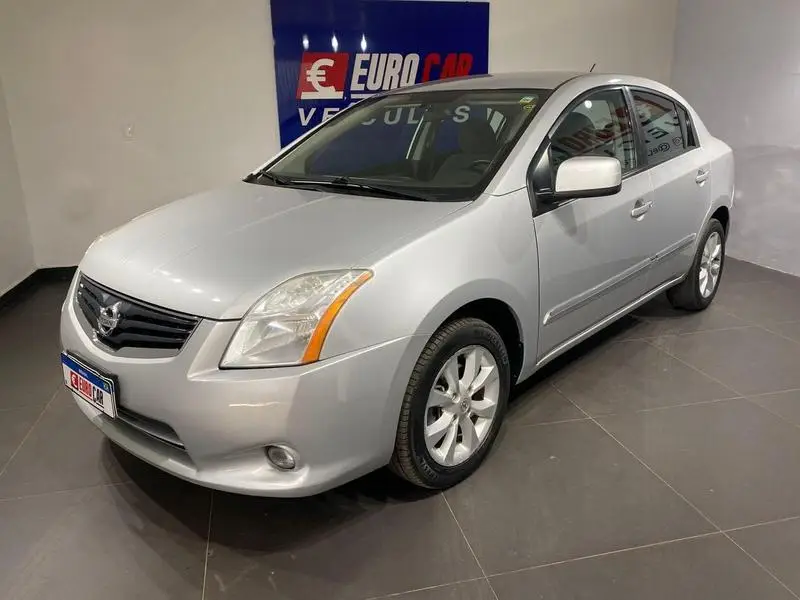 Nissan Sentra 2.0 16V (flex)