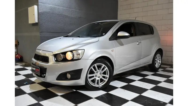Chevrolet Sonic Hatch LTZ (Aut)