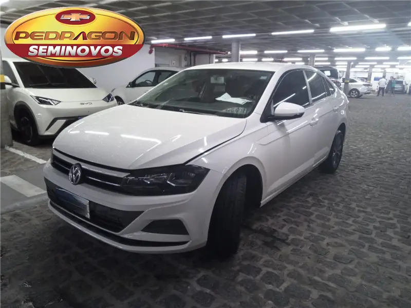 Volkswagen Virtus 1.6 MSI (Flex) (Aut)