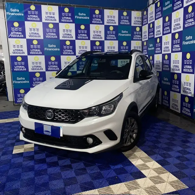 Carro Fiat Argo 2020 1.3 Trekking (Flex)