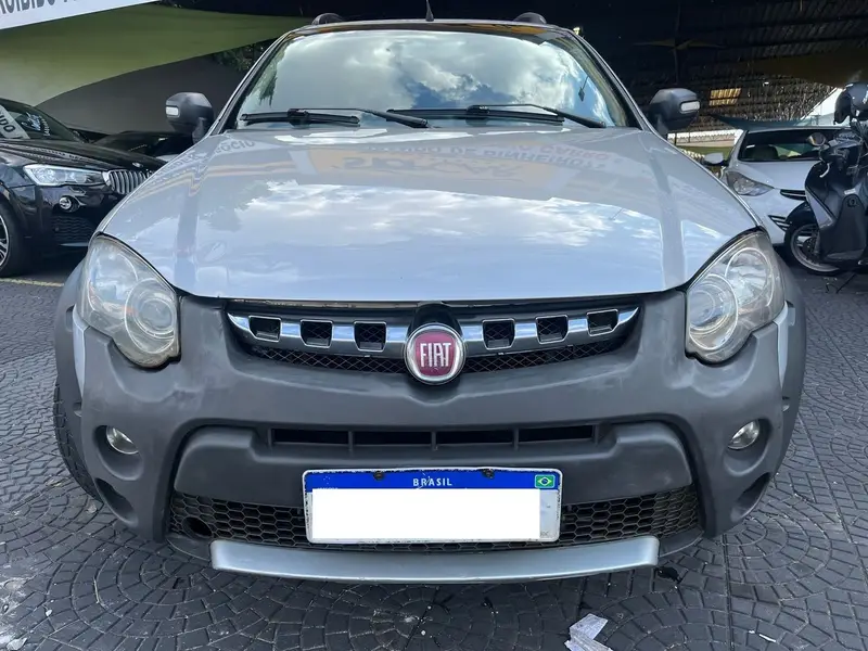 Fiat Strada Adventure 1.8 16V (Flex) (Cabine Dupla)