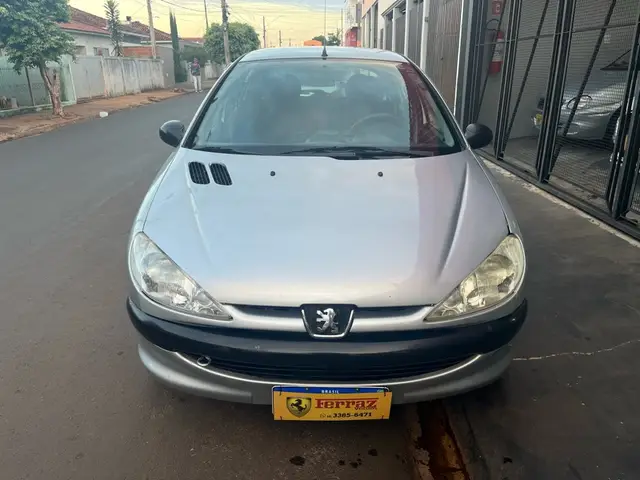 Carro Peugeot 206 2003 Hatch. Selection Pack 1.6 16V 2p