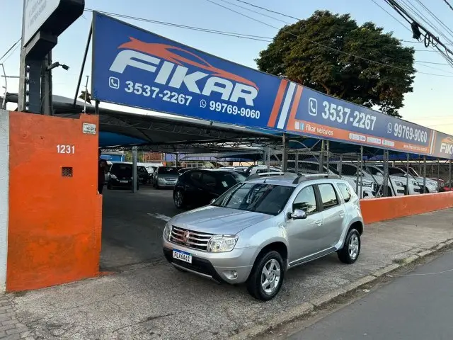 Carro Renault Duster 2014 2.0 16V Dynamique (Flex)
