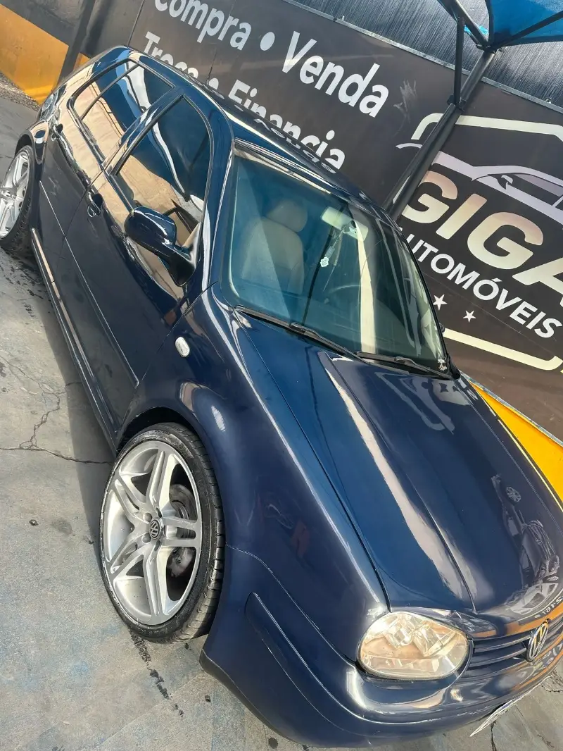 Volkswagen Golf Black&Silver 1.6 MI