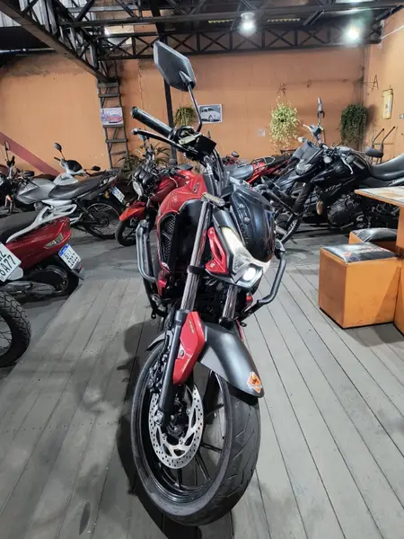 Carro Yamaha Fazer FZ15 2024 ABS